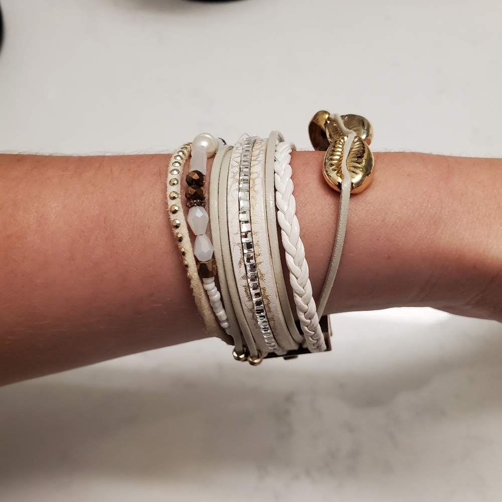 White Leather Gold Seashell Wrap Bracelet Preppy Boho Bride Nautical Party Glam - Picture 2 of 9